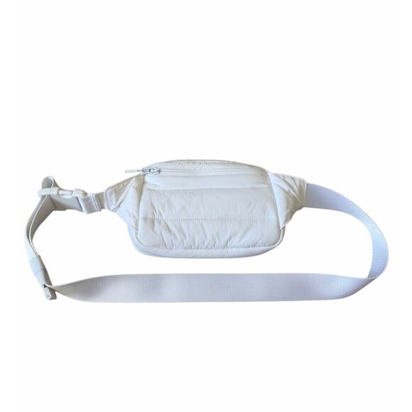 Lululemon Belt Bag Unisex Everywhere 2L Wunder Puff ShoulderPack White - Picture 3 of 12